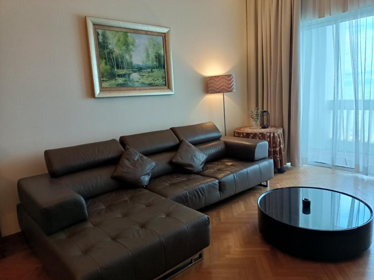 Straits Quay Marina Suites Penang By Aurorahomes Bagan Jermal Eksteriør billede