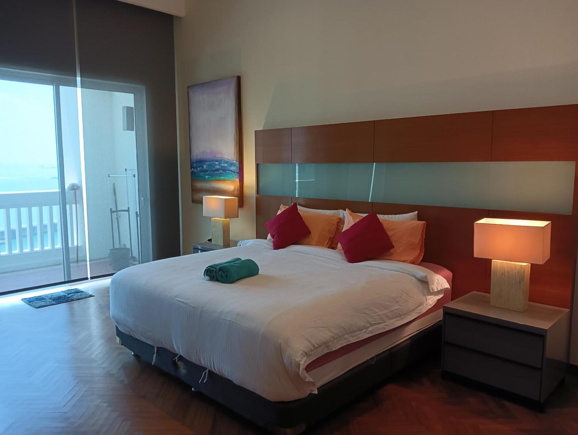 Straits Quay Marina Suites Penang By Aurorahomes Bagan Jermal Eksteriør billede