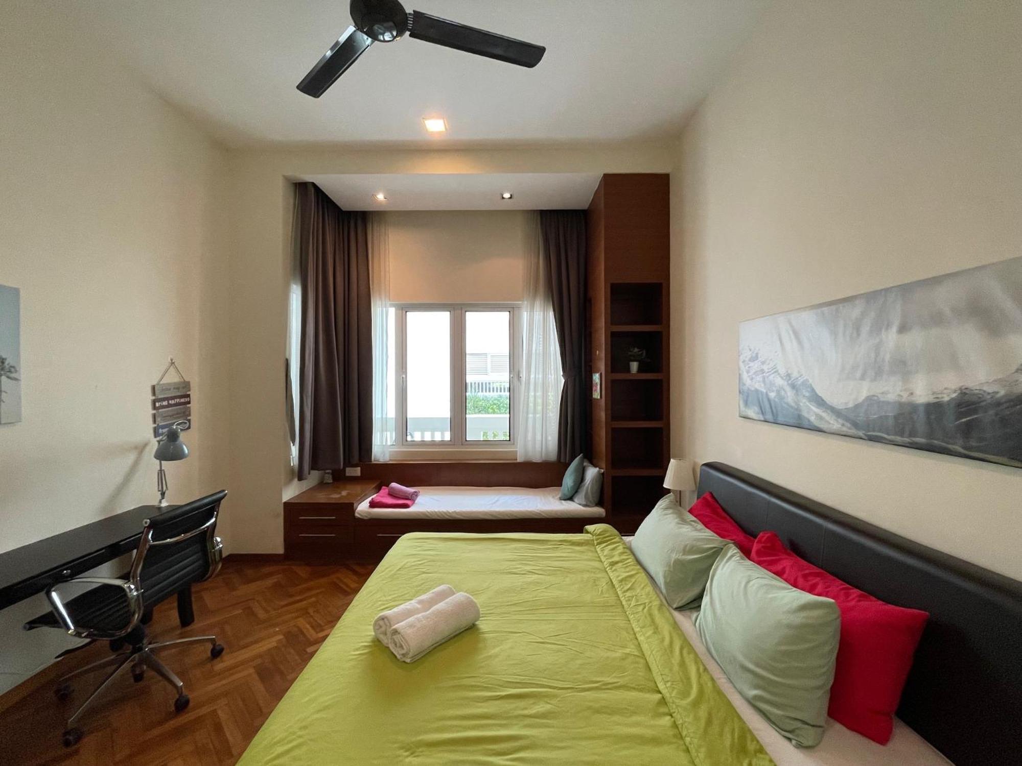 Straits Quay Marina Suites Penang By Aurorahomes Bagan Jermal Eksteriør billede